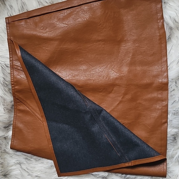 She + Sky Brown Faux Leather Skirt - Picture 5 of 8